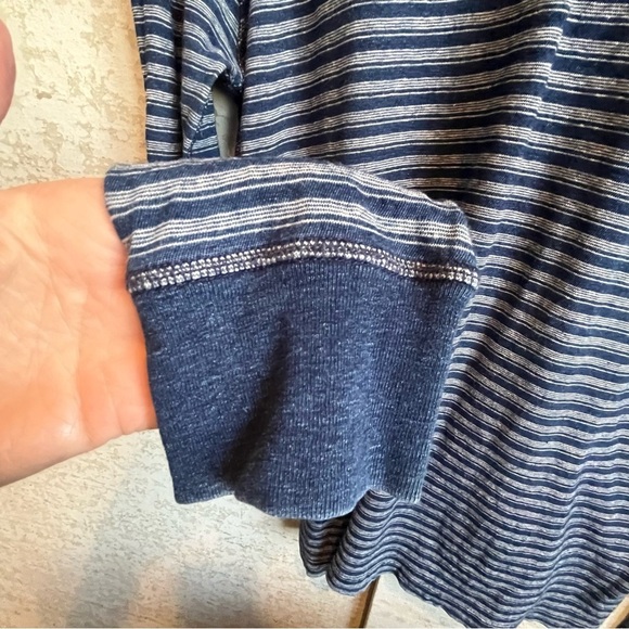 Wallace and Barnes Men's Blue Striped Knit Henley Shirt Top Size Medium - Picture 6 of 14